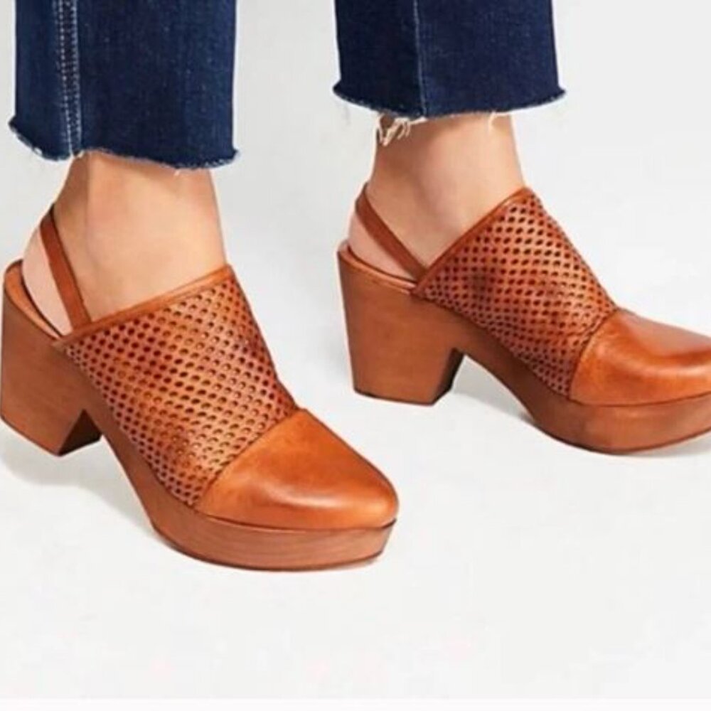 Free People Logan Clogs Size 38